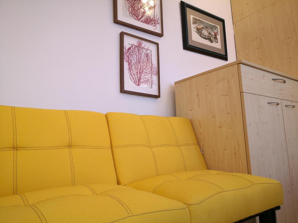 City Center Garden Apartments シベニク エクステリア 写真