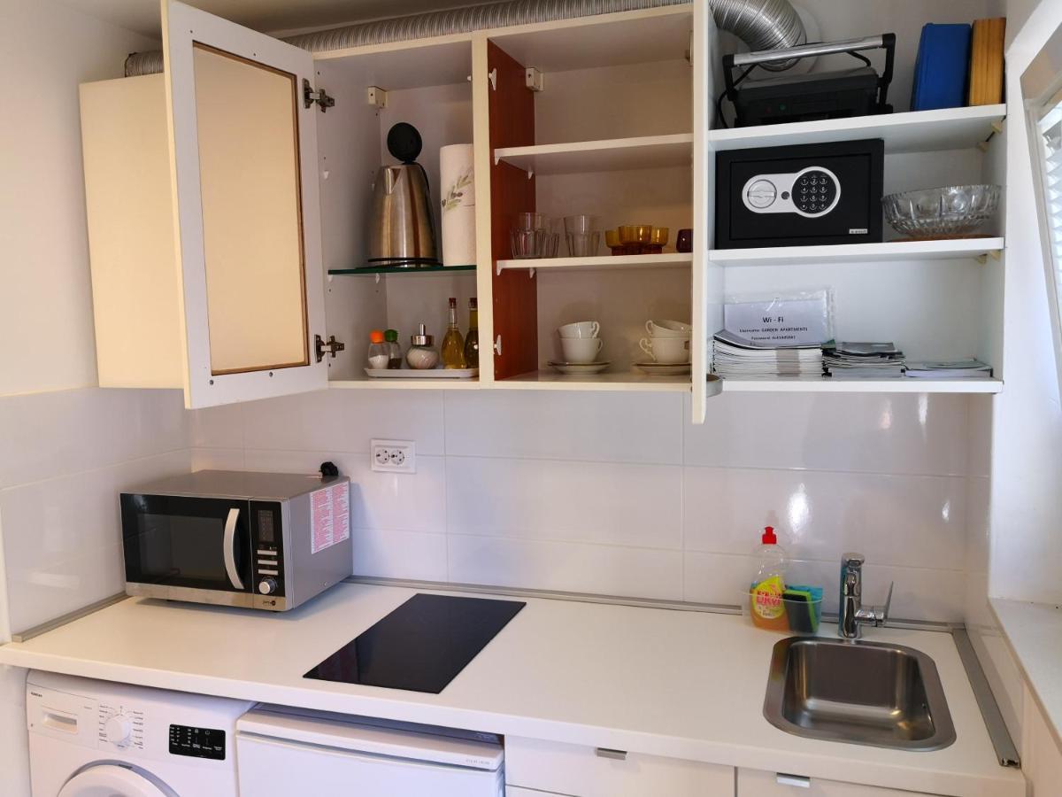 City Center Garden Apartments シベニク エクステリア 写真